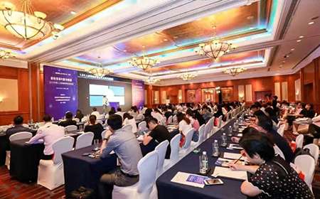 選擇嘉揚(yáng)，薪稅無(wú)憂——嘉揚(yáng)出席2019中國(guó)人力資源管理高峰論壇